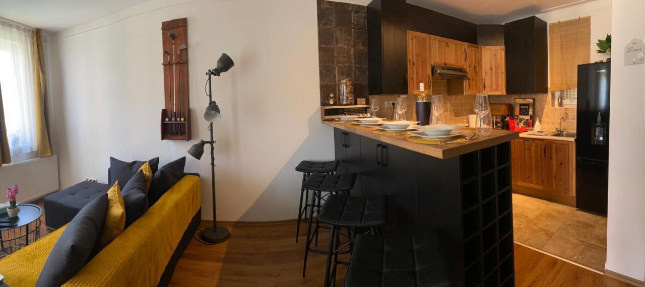 Bad-Buek Golf & Wellnes Apartman Villapark Bagian luar foto
